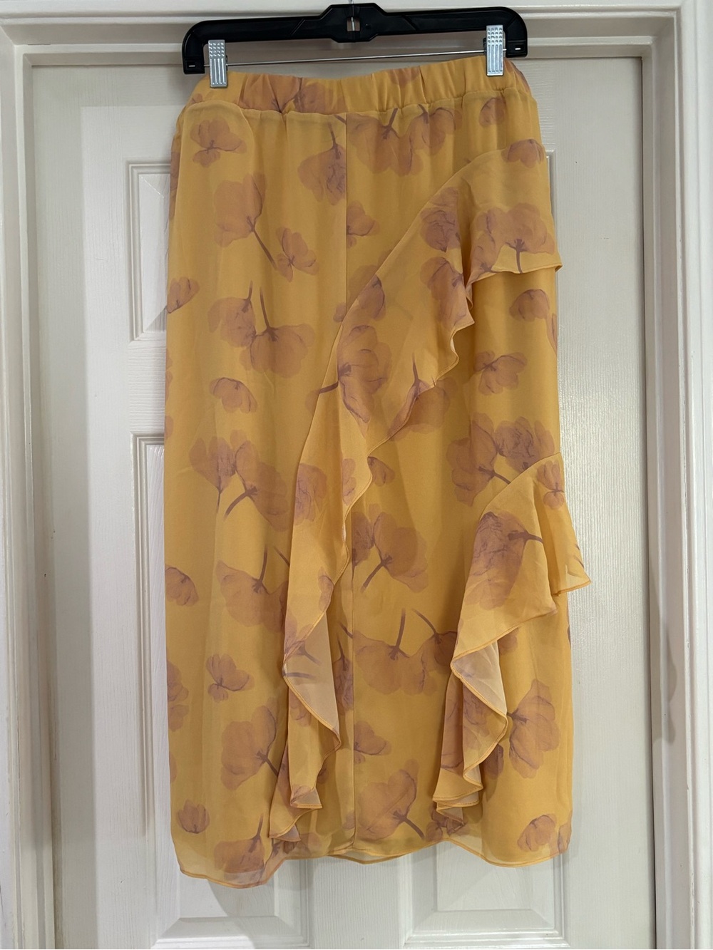 Nicole Miller Yellow Floral Ruffled Maxi Skirt Large - Picture 3 of 9